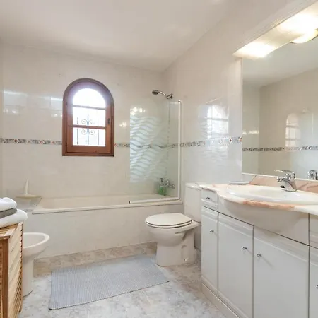 בית נופש Casa Romanya קלנג'ה