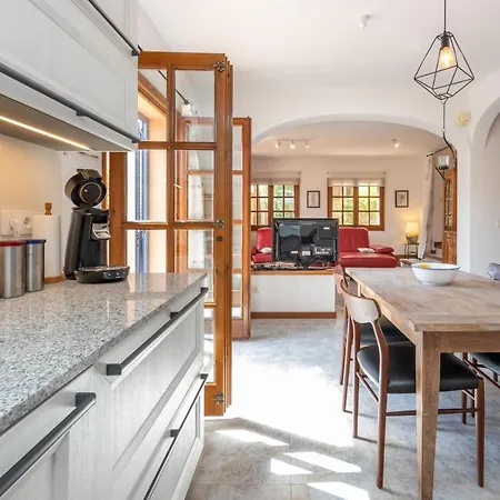 Casa Romanya בית נופש *