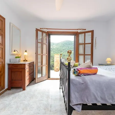 Casa Romanya *